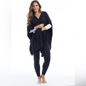 Balance Collection Cozy Wrap